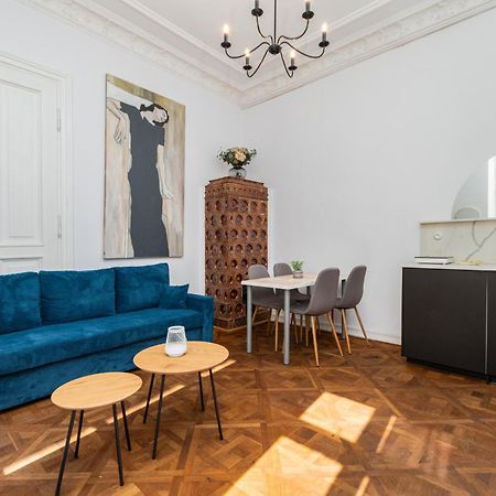 Nowogrodzka 44 By Homeprime Warsaw Exterior photo